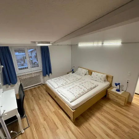 아파트 Gaestehaus Gschwendtner *