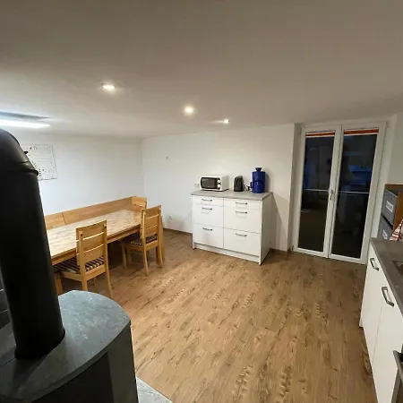 Gaestehaus Gschwendtner *